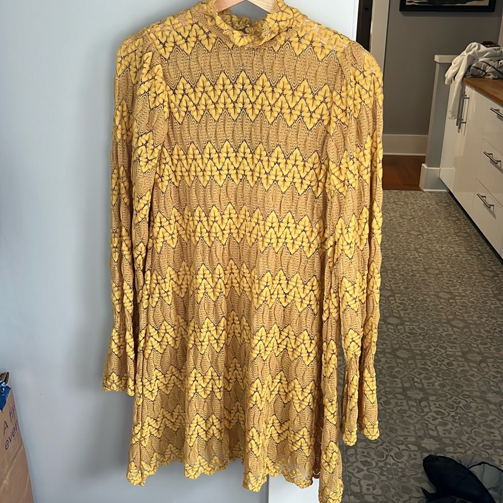 Free People Yellow lace dress with Viscose Slip